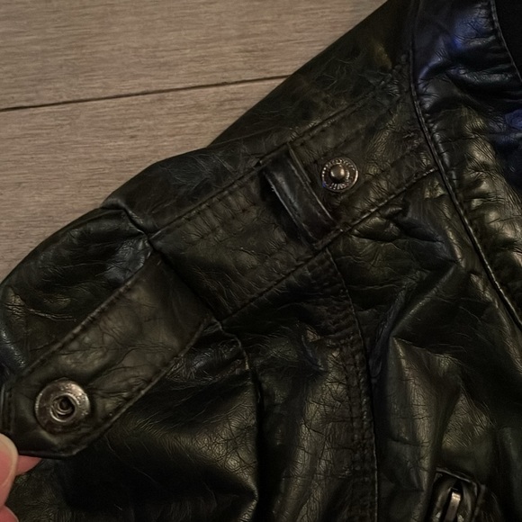 UrbanRepublic Unisex Kids Black Pleather Jacket. Size 7 - Picture 12 of 16